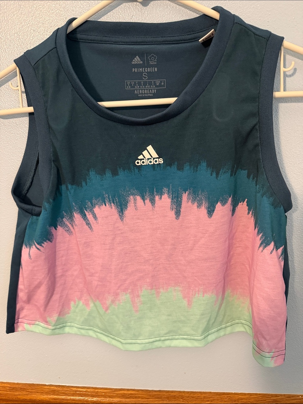 Adidas x FARM rio AEROREADY tie-dye cropped tank top women’s small